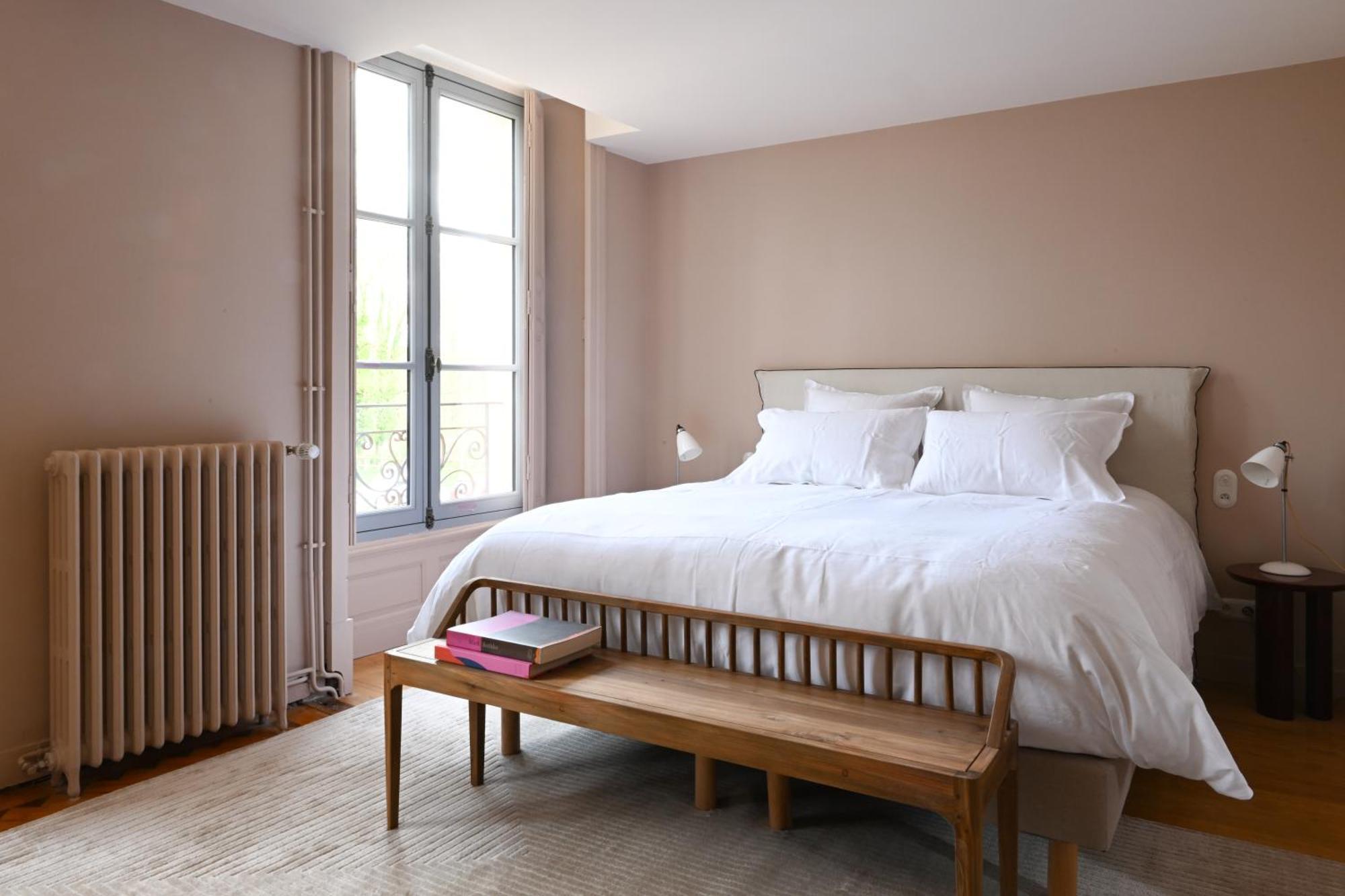 Hotel Les Pres Saint-Hilaire-le-Chatel Exterior foto